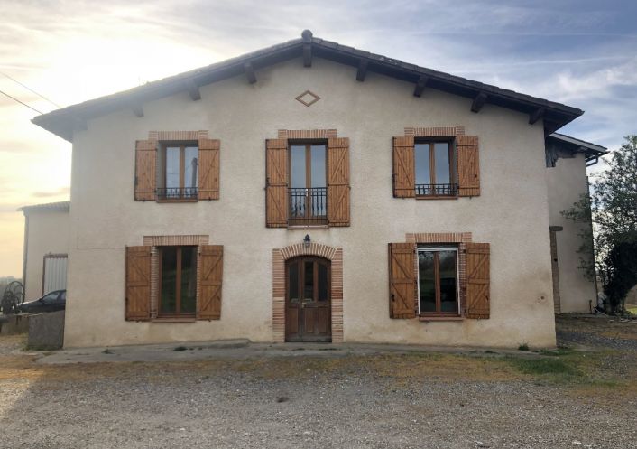 location Maison Montvalen