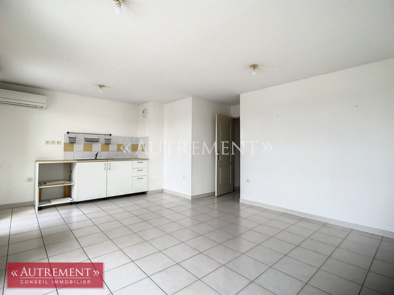 vente Appartement Saint-sulpice-la-pointe - Photo 3