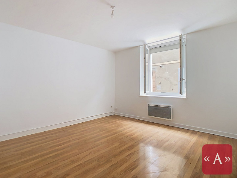 location Maison Saint-sulpice-la-pointe - Photo 3