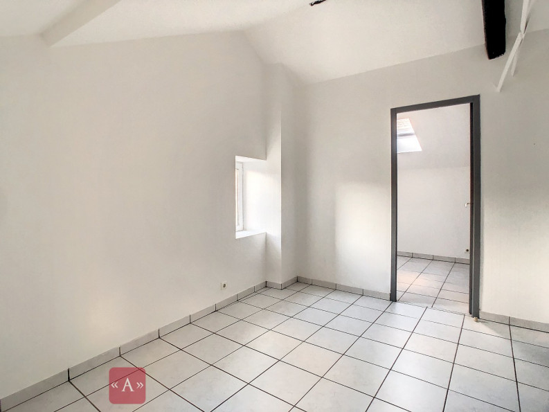 location Appartement Villefranche De Rouergue - Photo 10