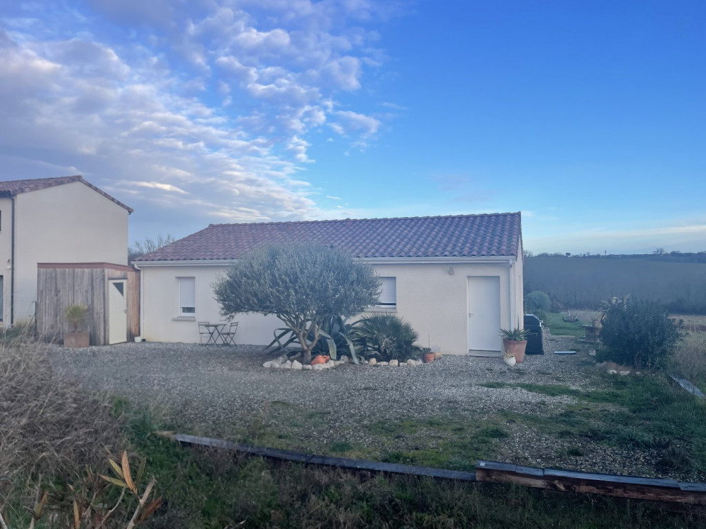 à vendre Maison L'isle-jourdain - Photo 1