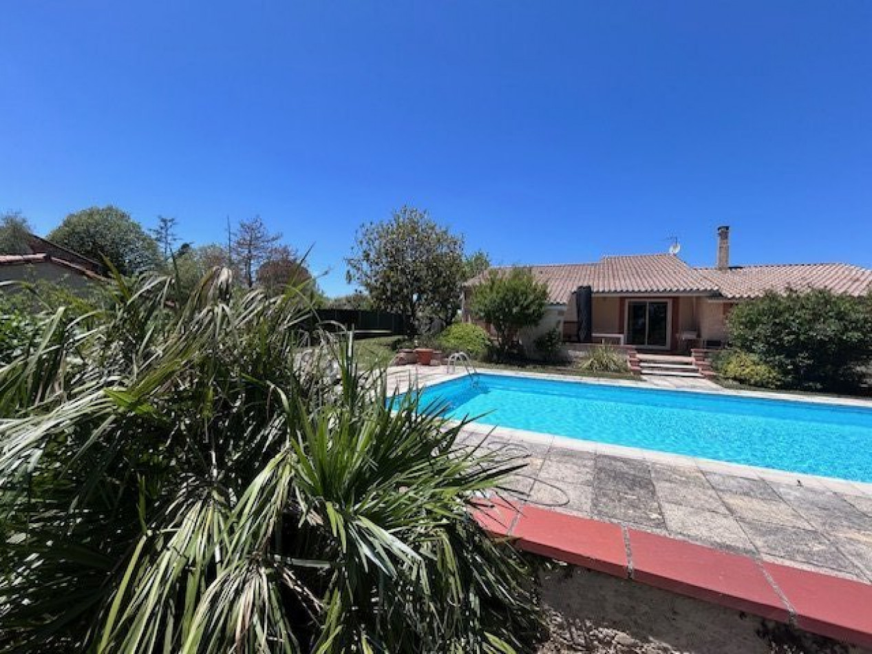à vendre Maison Lavernose-lacasse - Photo 1