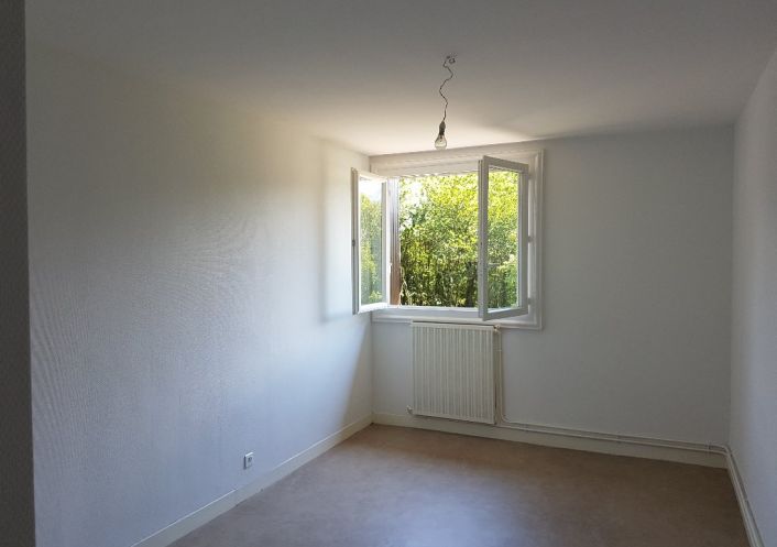 location Appartement Cierp Gaud