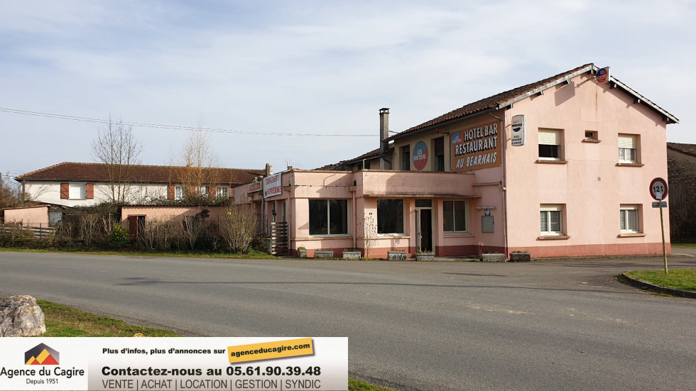 vente Ensemble immobilier Beauchalot - Photo 1