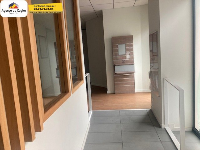 vente Local commercial Bagneres De Luchon - Photo 1