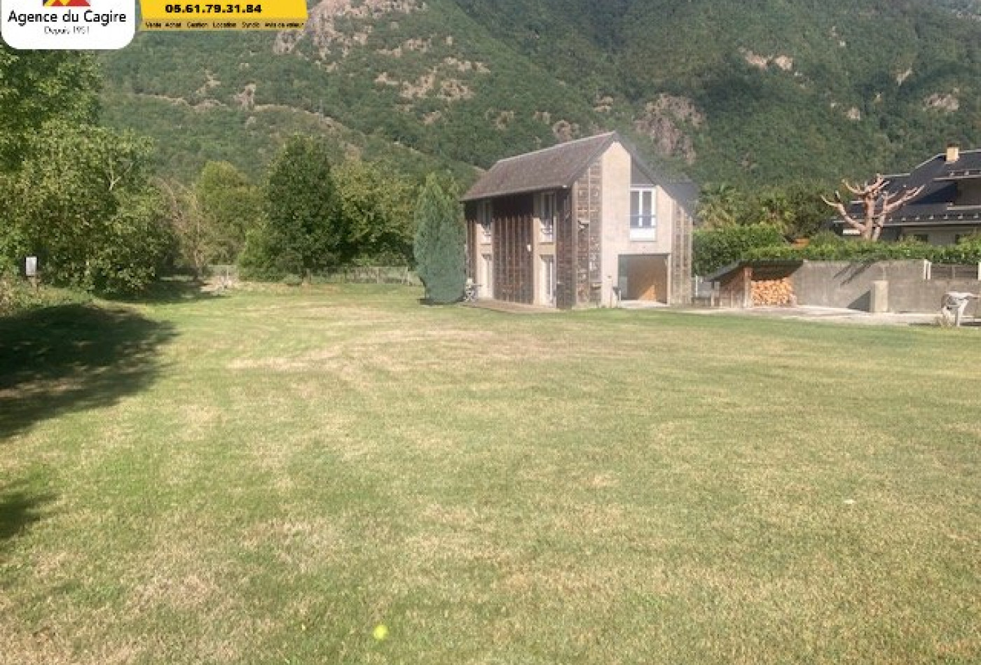 vente Terrain constructible Bagneres De Luchon - Photo 1