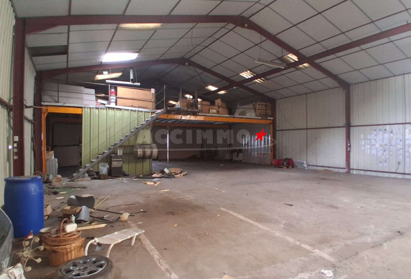 vente Garage Laboutarie - Photo 3