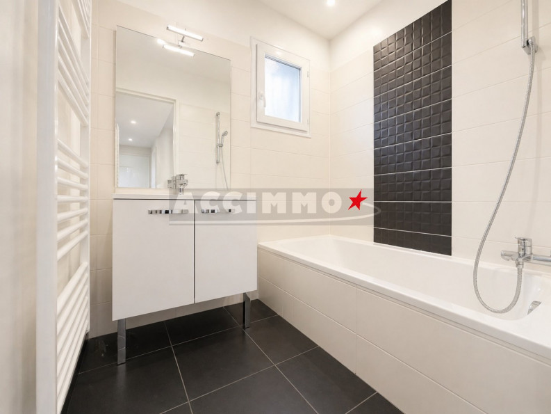 vente Maison Saint-sulpice-la-pointe - Photo 7