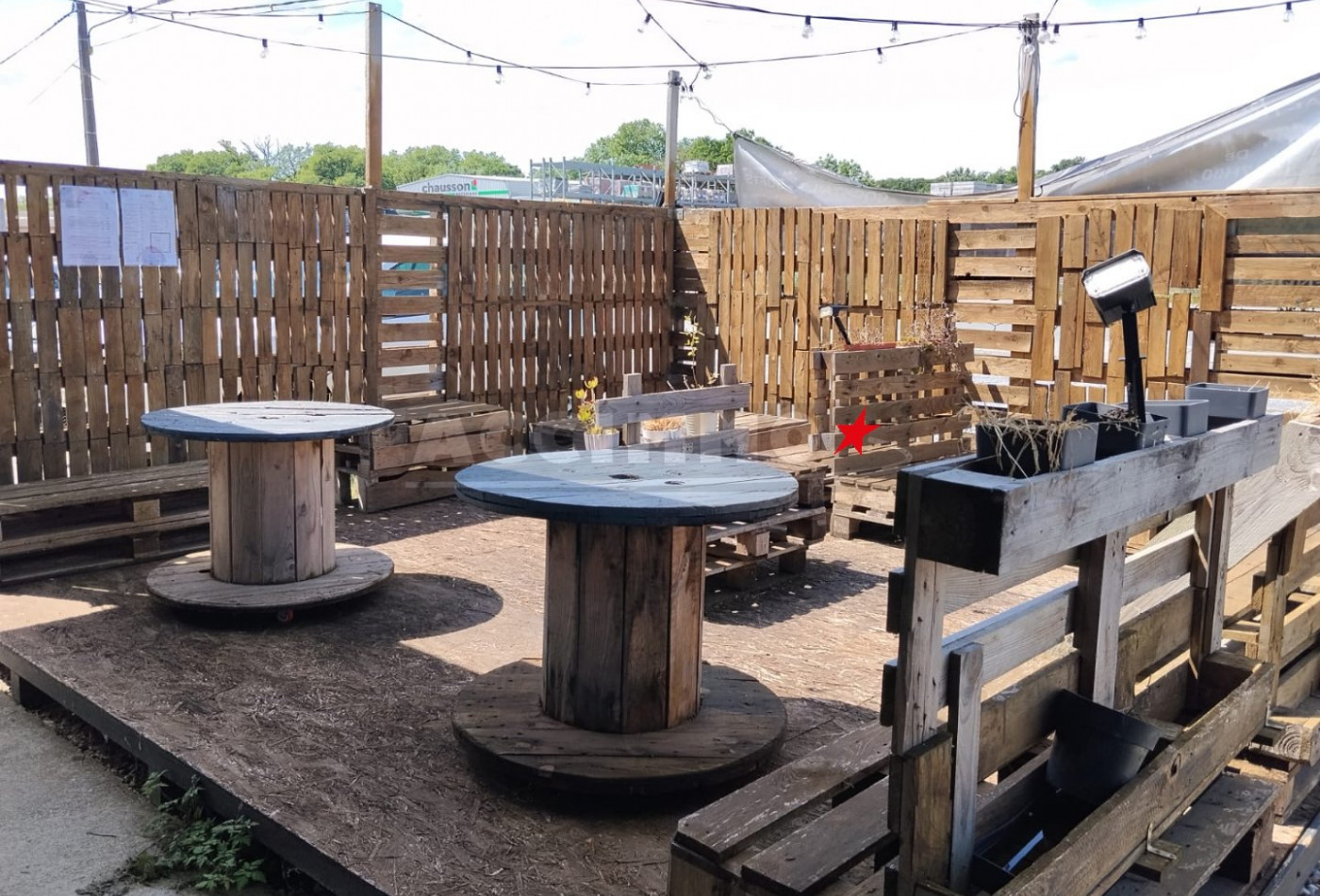 location Local commercial Graulhet - Photo 6