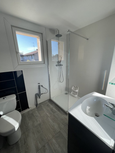 location Appartement Saint-sauveur - Photo 3