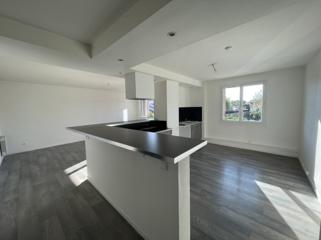 location Appartement Saint-sauveur - Photo 2