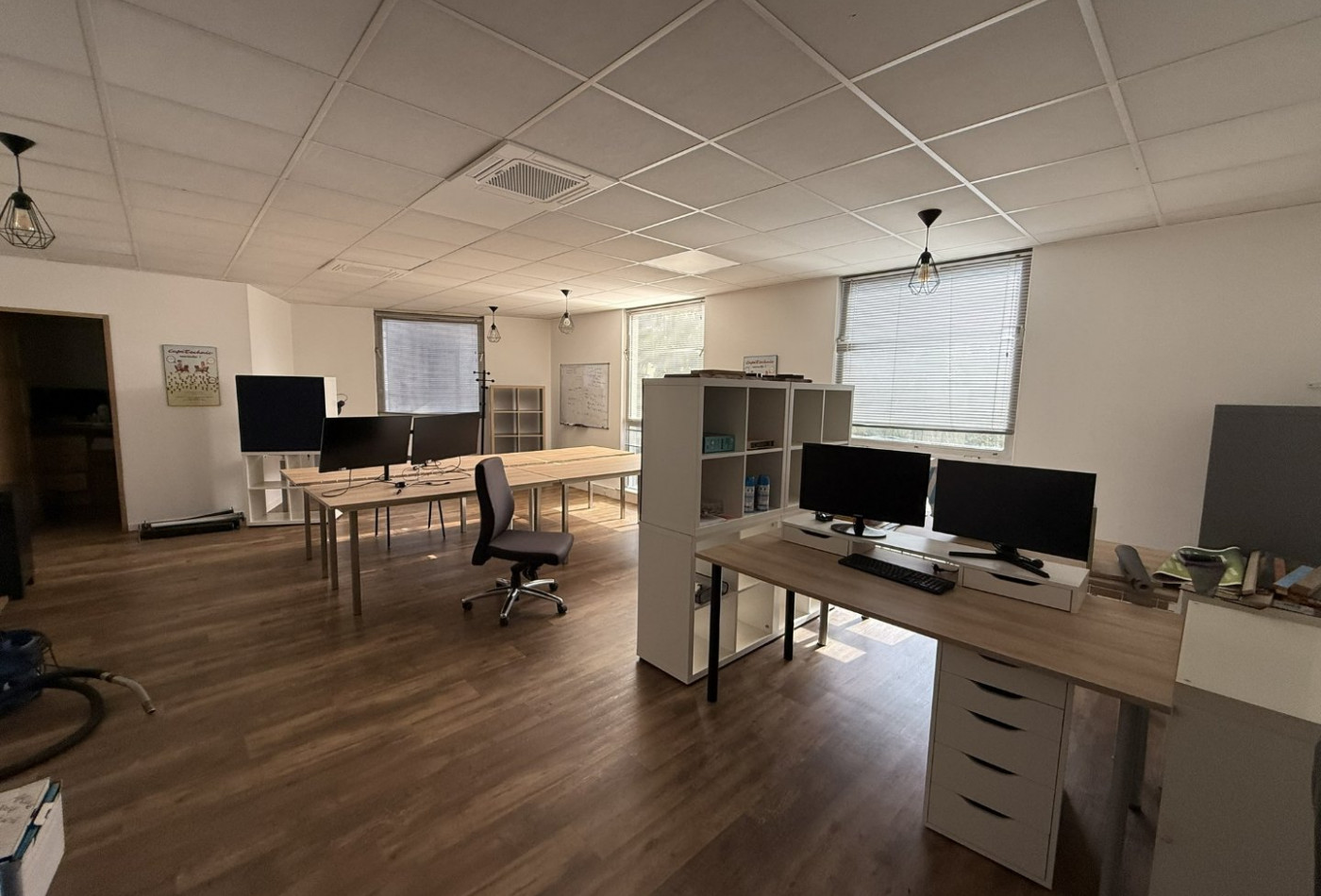 location Bureau Labege - Photo 6