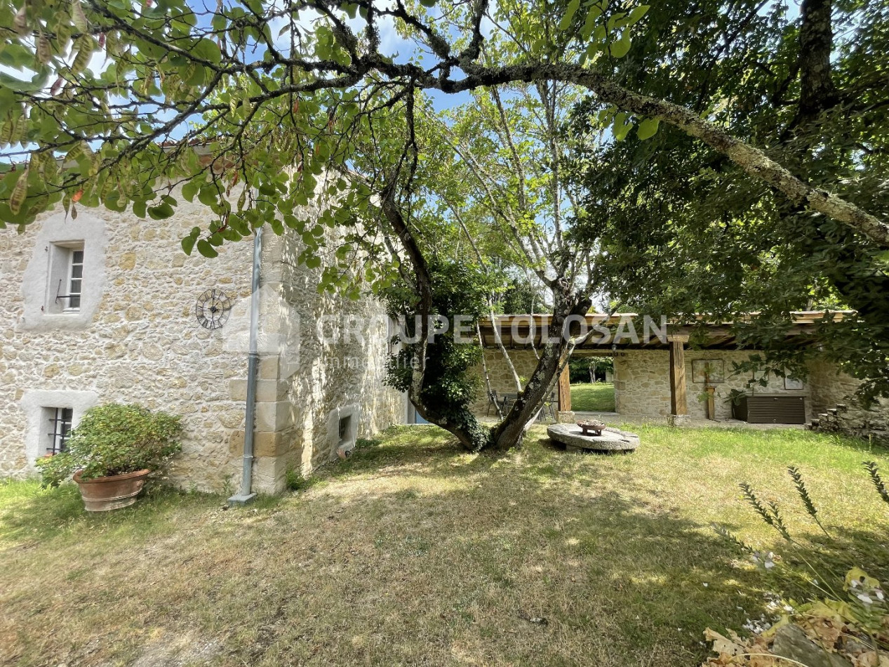 vente Propriété Lacroisille - Photo 2