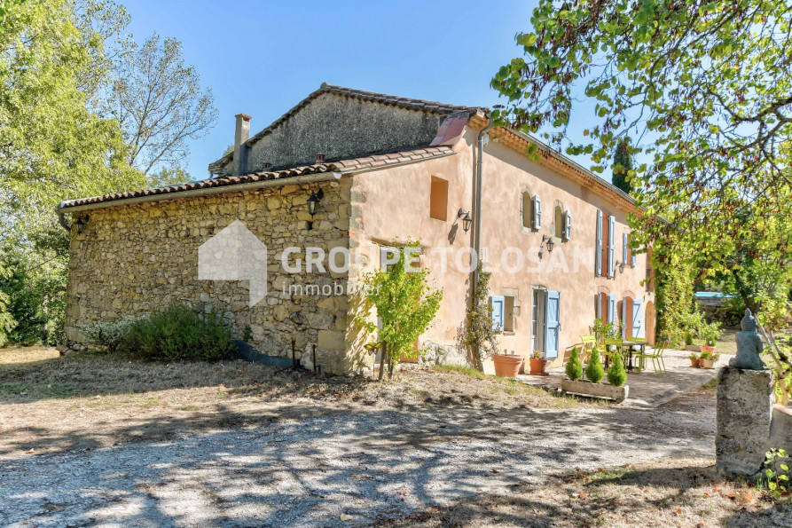 vente Propriété Lacroisille - Photo 1