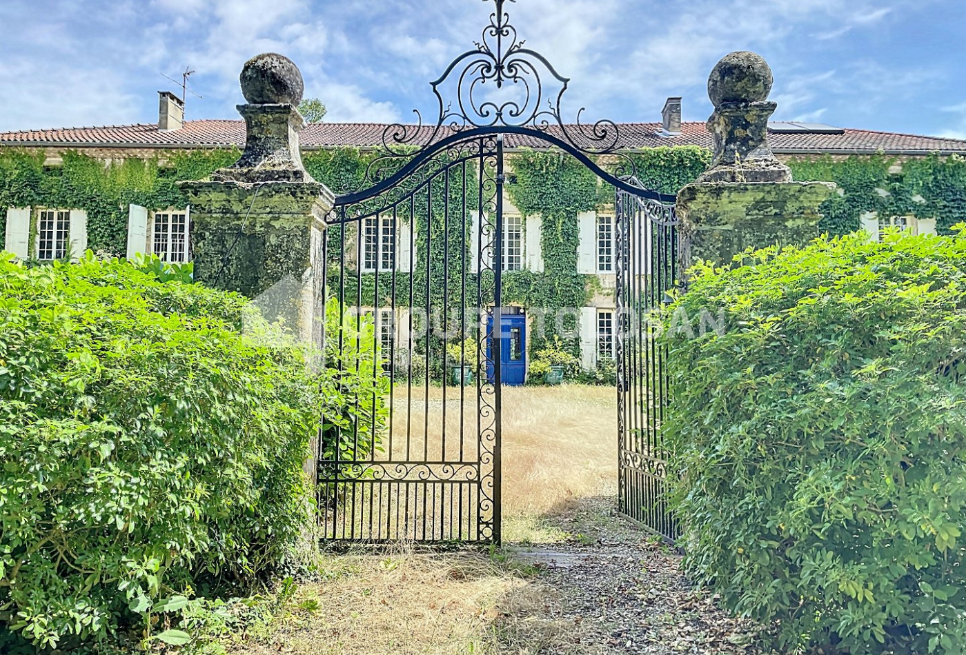 vente Château Toulouse - Photo 1
