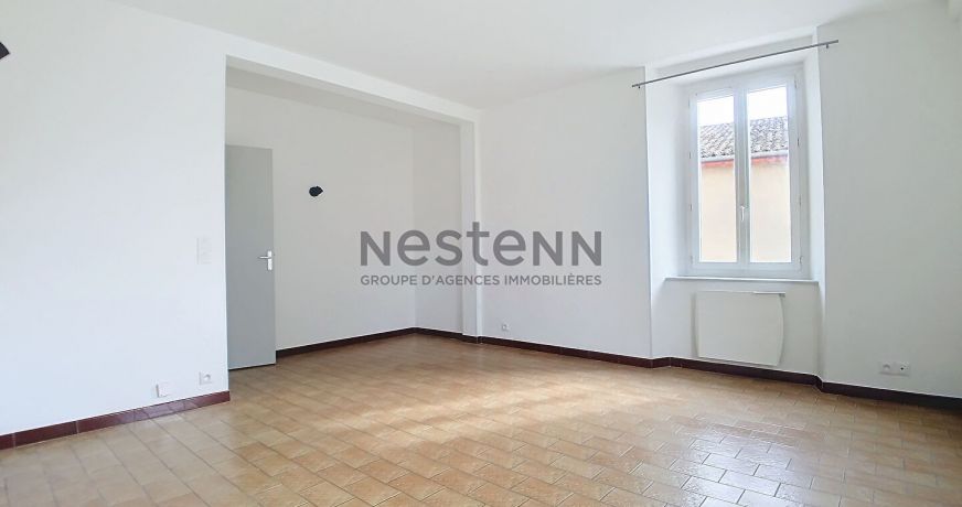 location Appartement Cazeres
