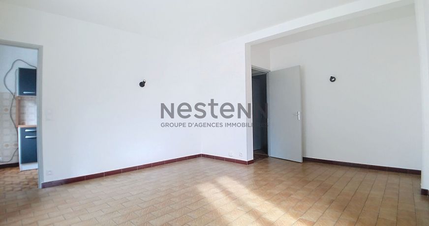 location Appartement Cazeres