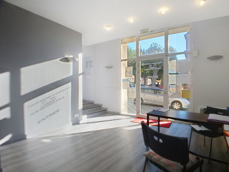 location Local commercial Le Fousseret - Photo 5