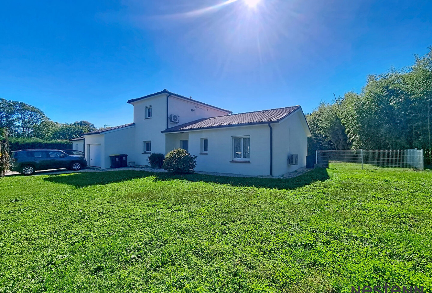 vente Maison Cazeres - Photo 1