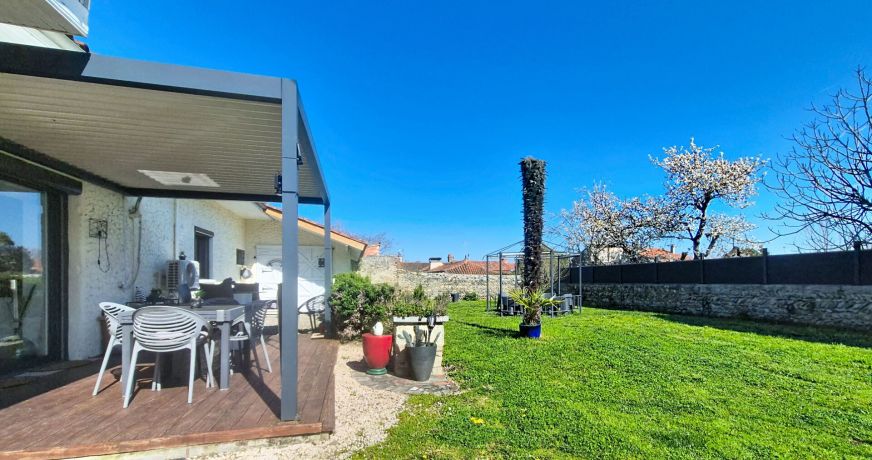 vente Maison Cazeres