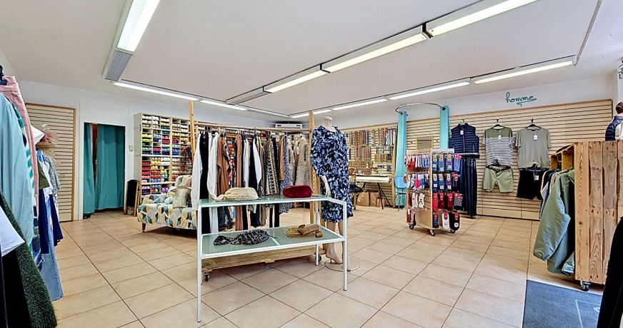 location Local commercial Cazeres
