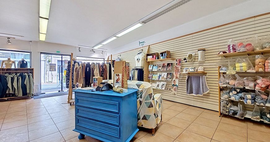 location Local commercial Cazeres