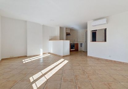 location Appartement Cazeres