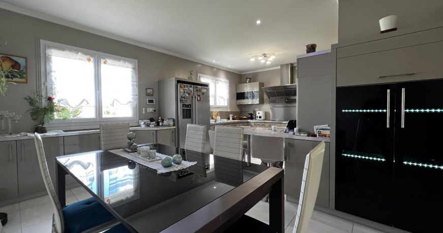 vente Villa Estancarbon