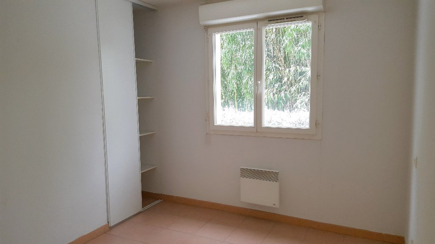 location Appartement Saint Gaudens - Photo 3