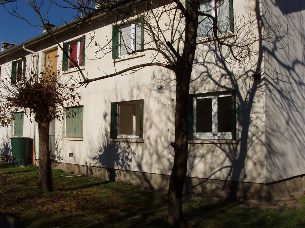 location Appartement Gourdan Polignan - Photo 1