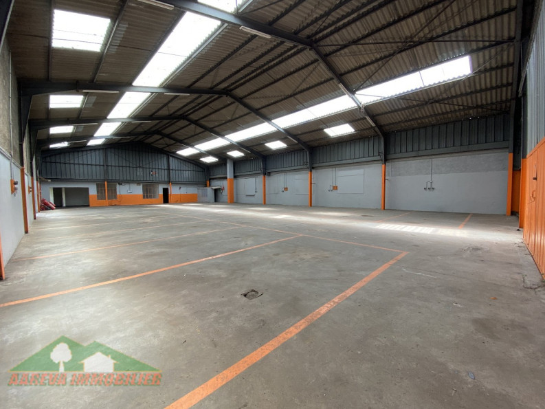 location Entrepots et bureaux Saint Gaudens - Photo 3