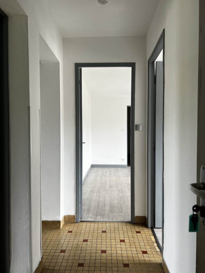 location Appartement Gourdan Polignan - Photo 2