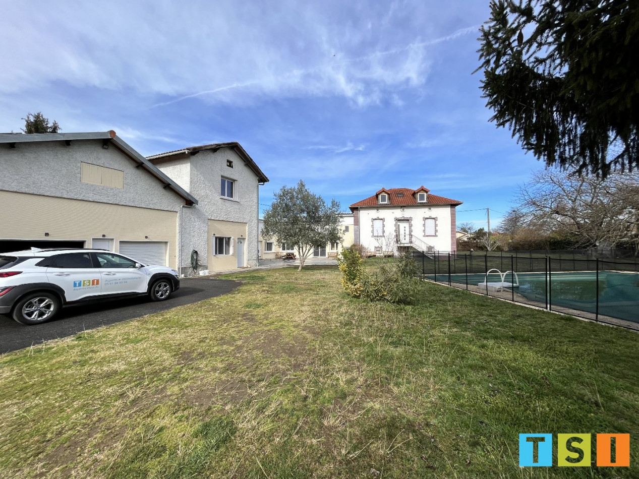 vente Maison Huos - Photo 1