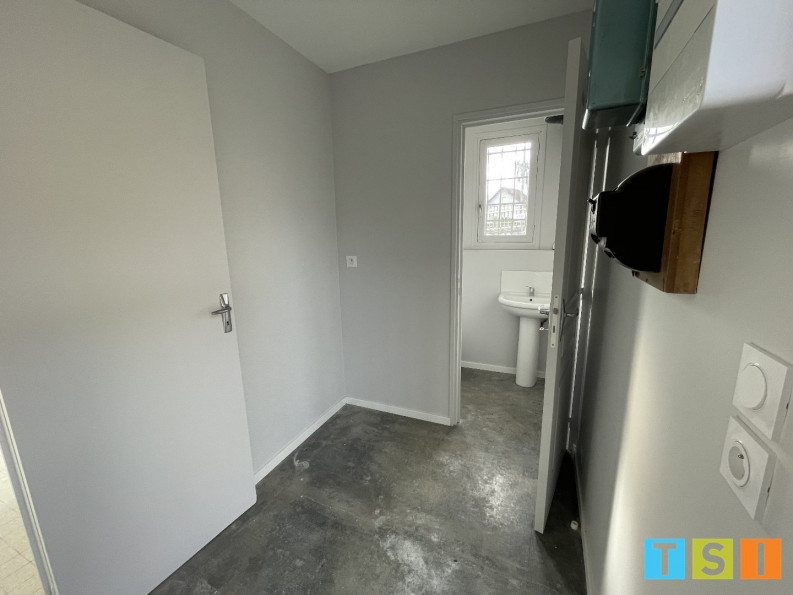 location Local commercial Saint Gaudens - Photo 8