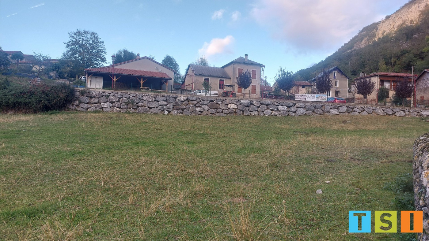 vente Terrain Loures Barousse - Photo 1