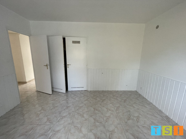 location Appartement rénové Lombres - Photo 9