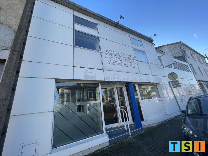 location Locaux d'activité Montrejeau - Photo 1