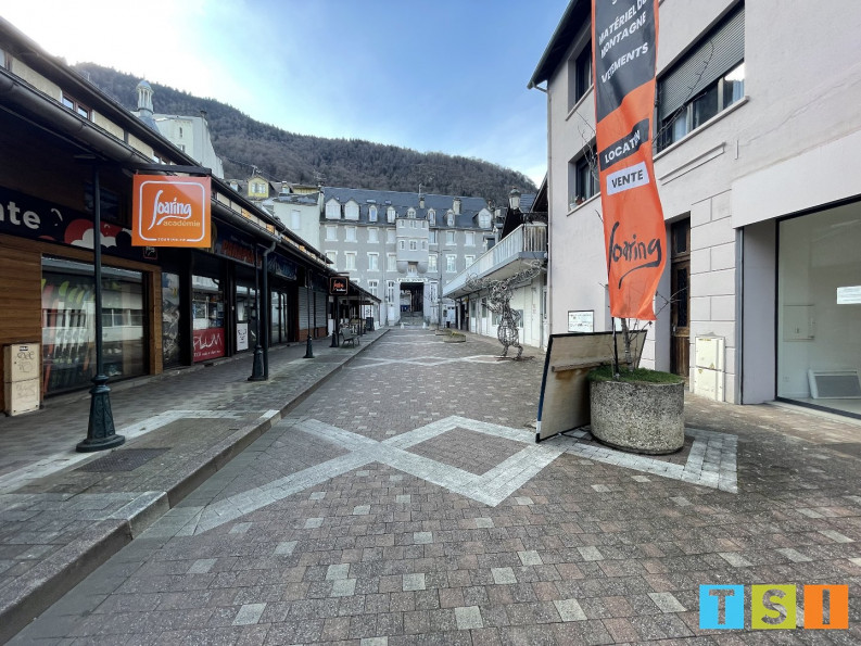location Local commercial Bagneres De Luchon - Photo 6