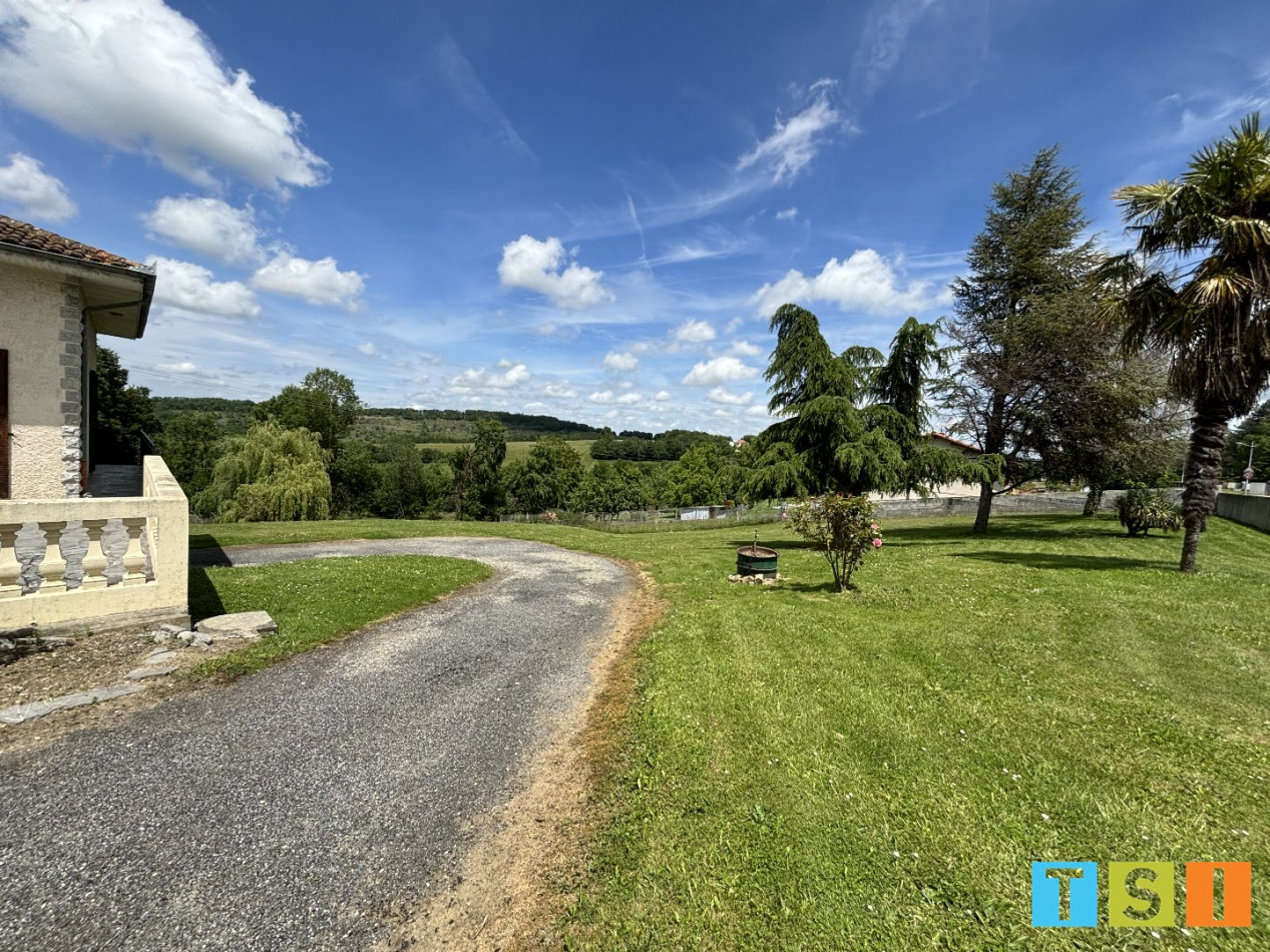 vente Maison Latoue - Photo 2