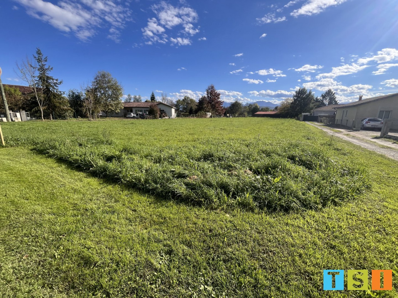 vente Terrain Villeneuve De Riviere - Photo 1