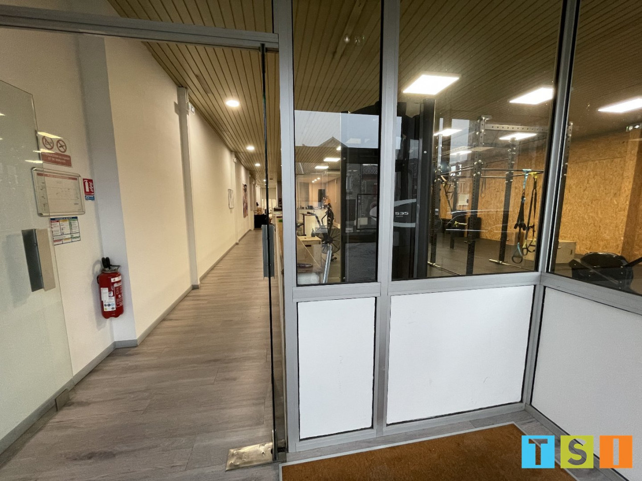 sale Locaux d'activité Saint Gaudens - Photo 1