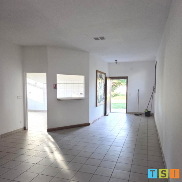 vente Local commercial Peguilhan - Photo 7