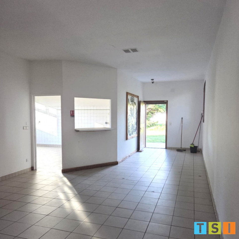 sale Local commercial Peguilhan - Photo 7