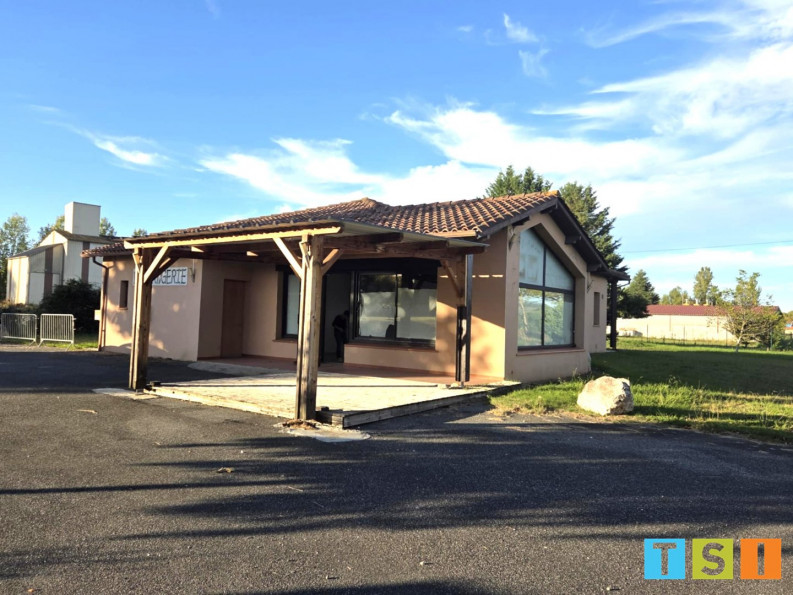 vente Local commercial Peguilhan - Photo 2