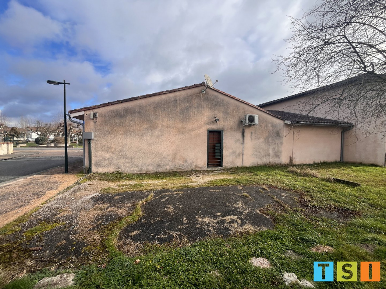 sale Local commercial Boussens - Photo 4