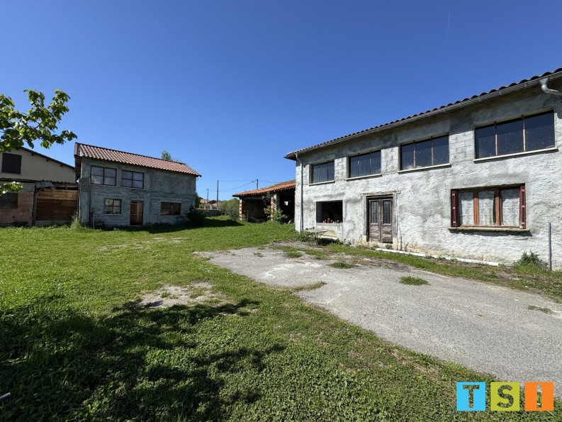vente Maison à rénover Villeneuve De Riviere - Photo 1