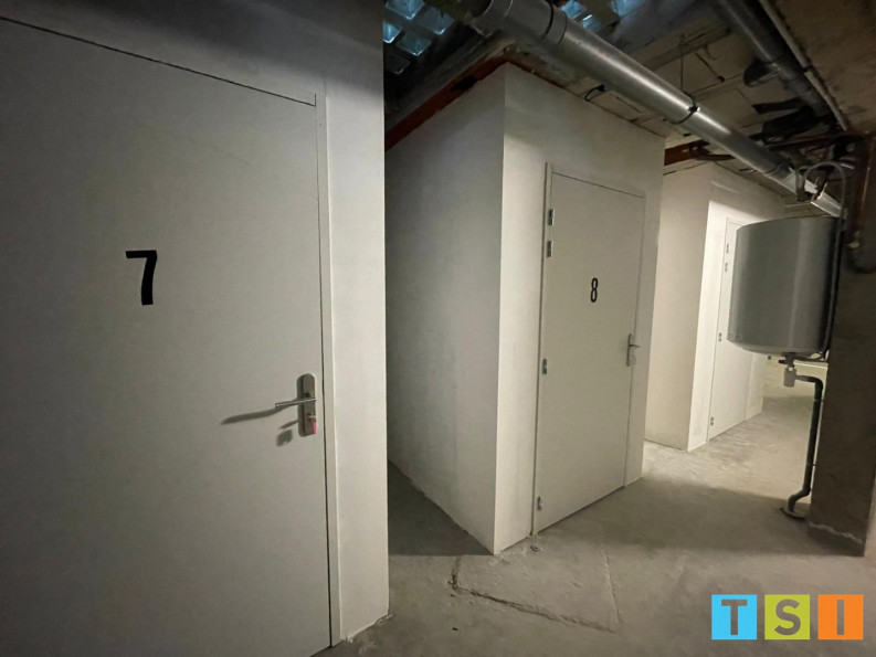 location Garage Bagneres De Luchon - Photo 3