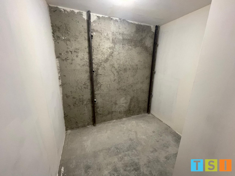 location Garage Bagneres De Luchon - Photo 4