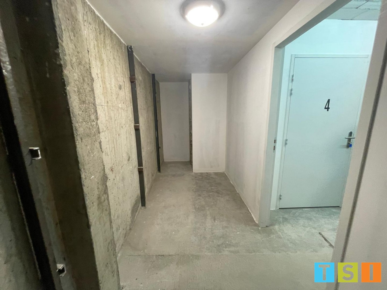 location Garage Bagneres De Luchon - Photo 7