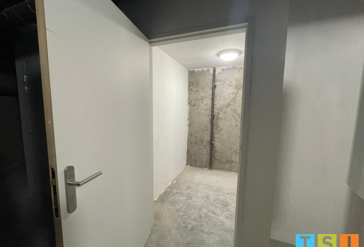 location Garage Bagneres De Luchon - Photo 9